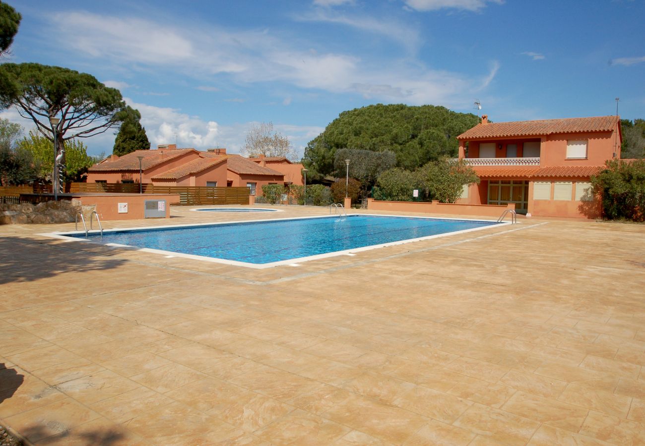 Casa en Torroella de Montgri - Gregal 131 piscina, aire,  jardí