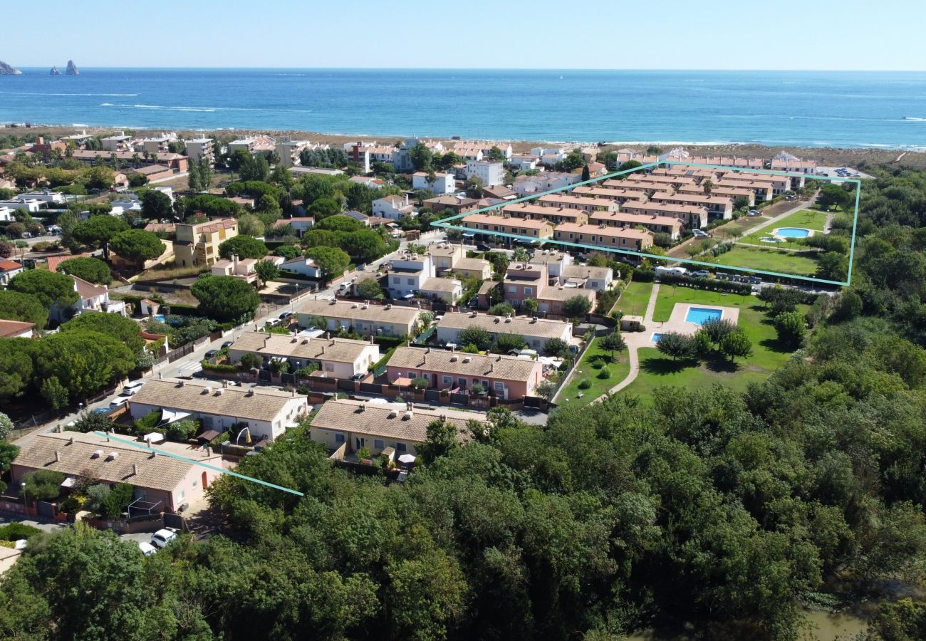 Casa adossada en Torroella de Montgri - Daró 3D 49 - modern, piscina, casa d'angle, a 250m de la platja