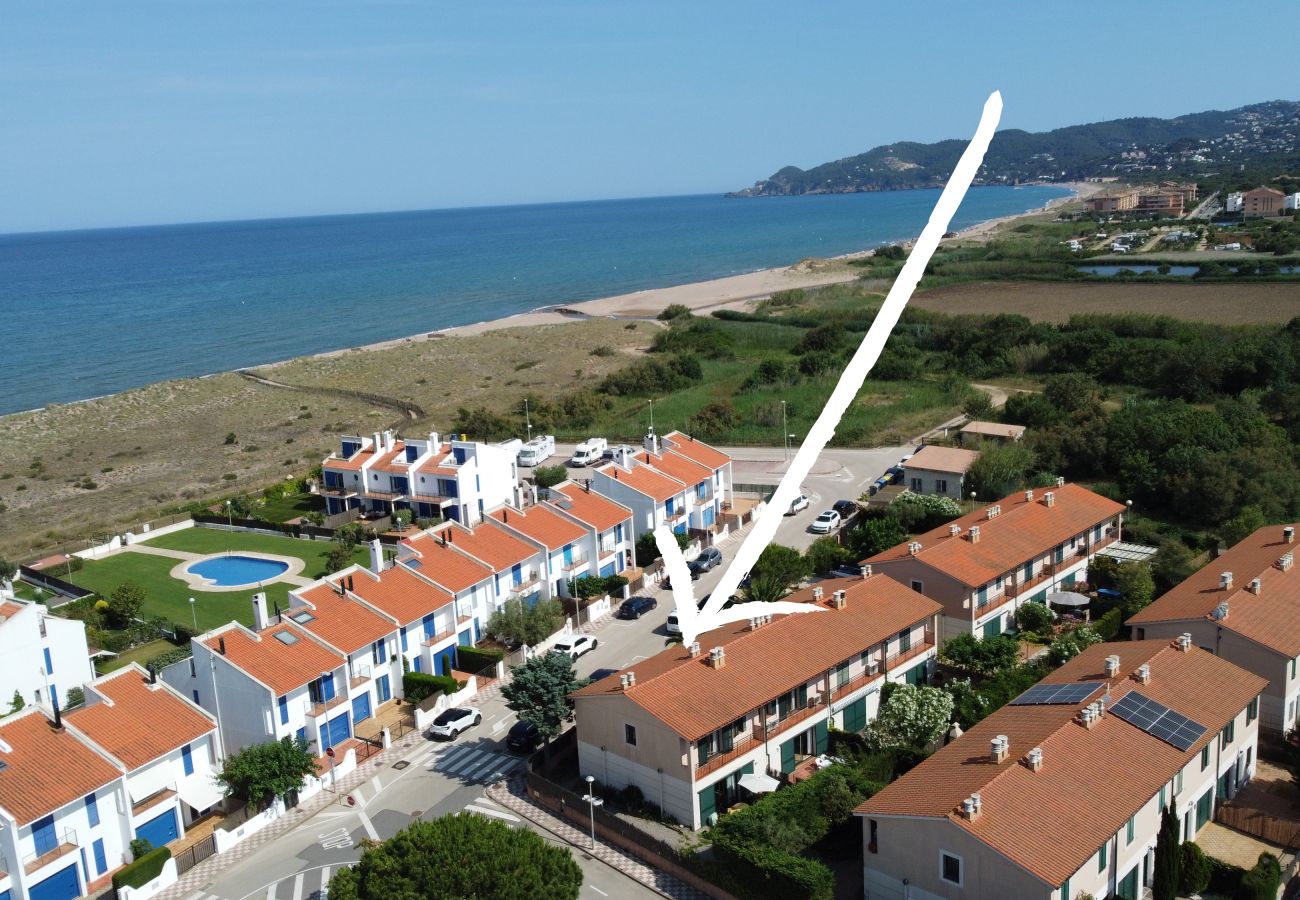 Ferienhaus in Torroella de Montgri - Daró 3D 46 - 50m vom Strand entfernt, Klima, Pool, Glasfaser