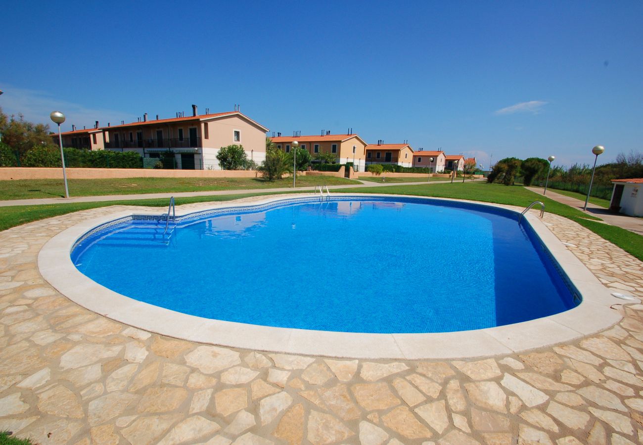 Huis in Torroella de Montgri - Daró 3D 46 dichtbij strand, airco, zwembad, glasvezel WIFI