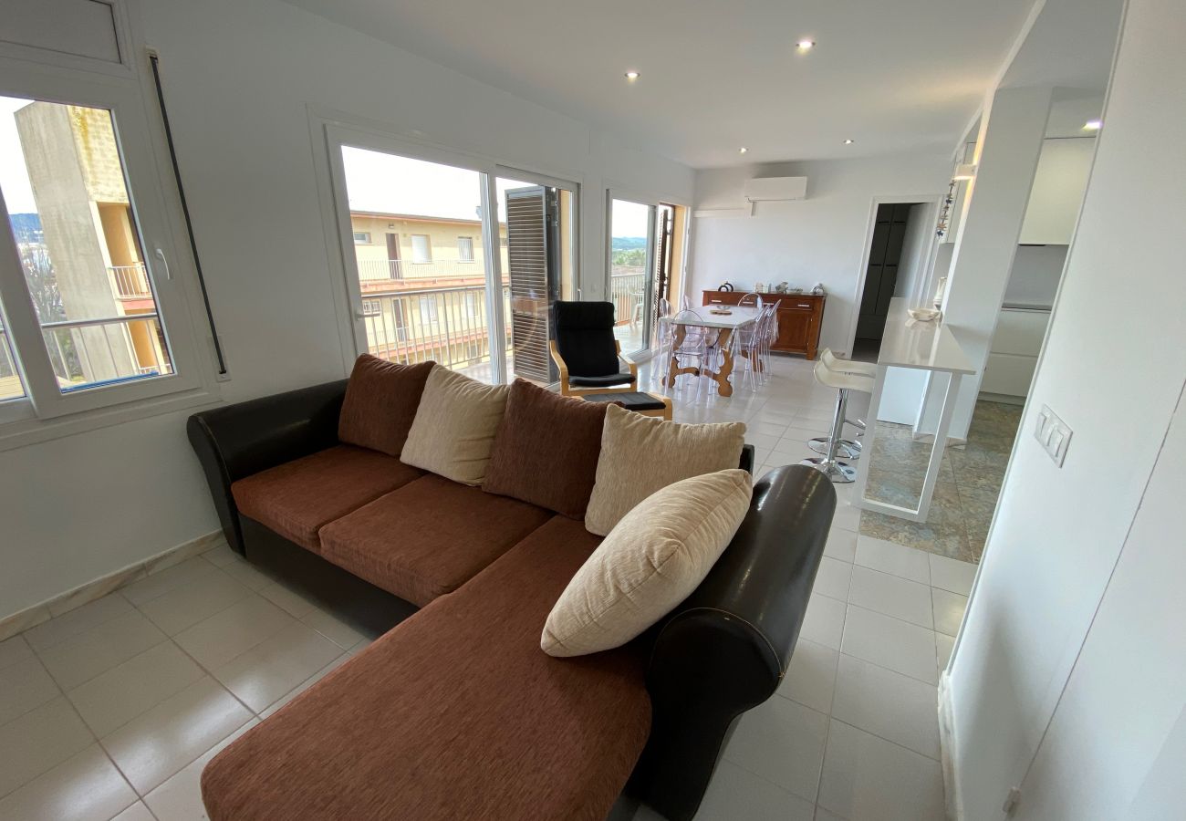 Apartment in Torroella de Montgri - Mare Nostrum 3D 541 - Sea views, aircon, renovated