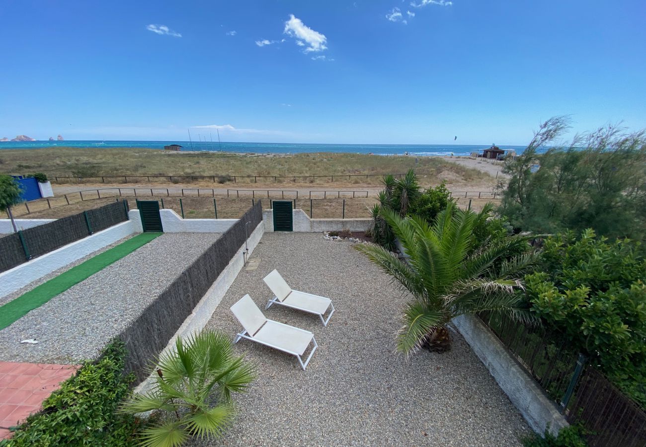 House in Torroella de Montgri - Les Dunes 06 - At the beach with A/C, pool and WiFi 