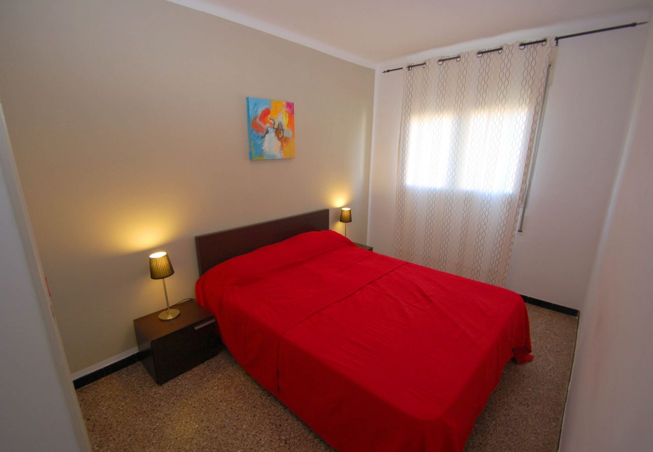 Apartment in Torroella de Montgri - Apartment 21C seaview, pool and WiFi